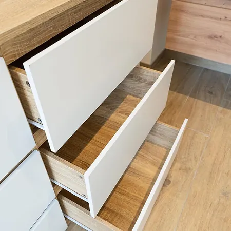 Leone - A 500m De La De Malo Apartamento *