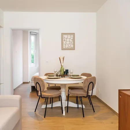 Leone - A 500m De La De Malo Dunkirk