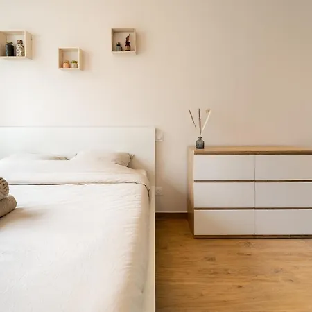 Apartamento Leone - A 500m De La De Malo