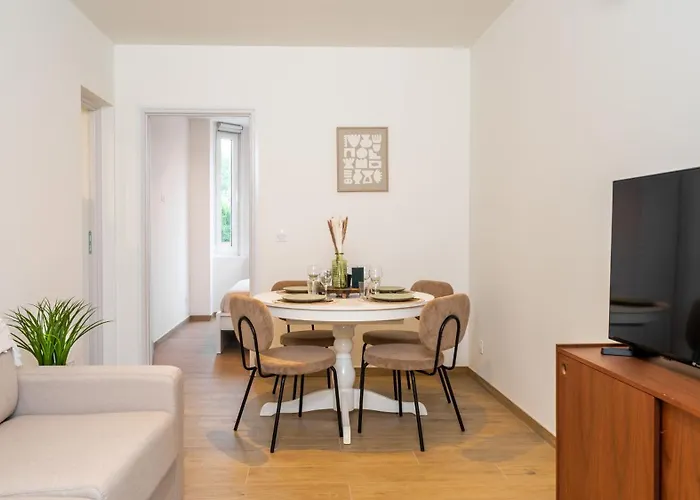 Leone - à 500m De La De Malo Dunkirk