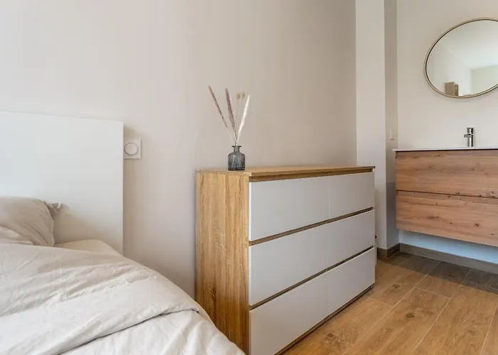 Leone - à 500m De La De Malo Dunkirk